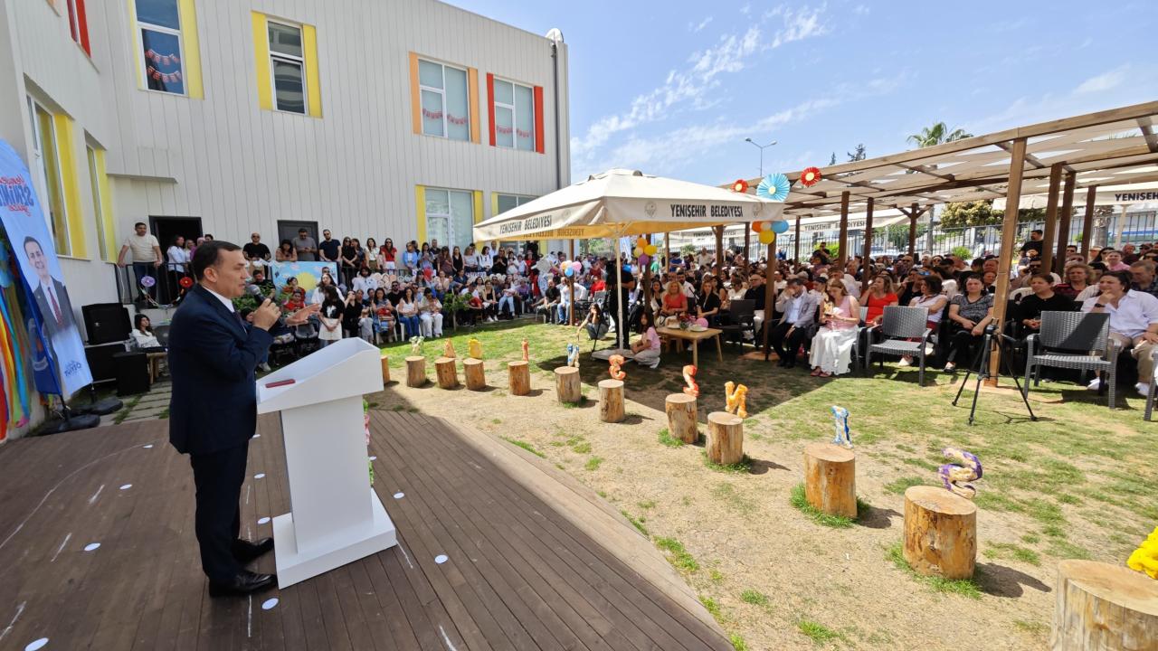 Başkan Abdullah Özyiğit, BETEM’lerde çocukların bayram coşkusuna ortak oldu 